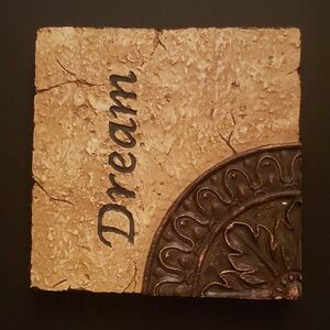 NWOT DREAM Resin Wall Plaque